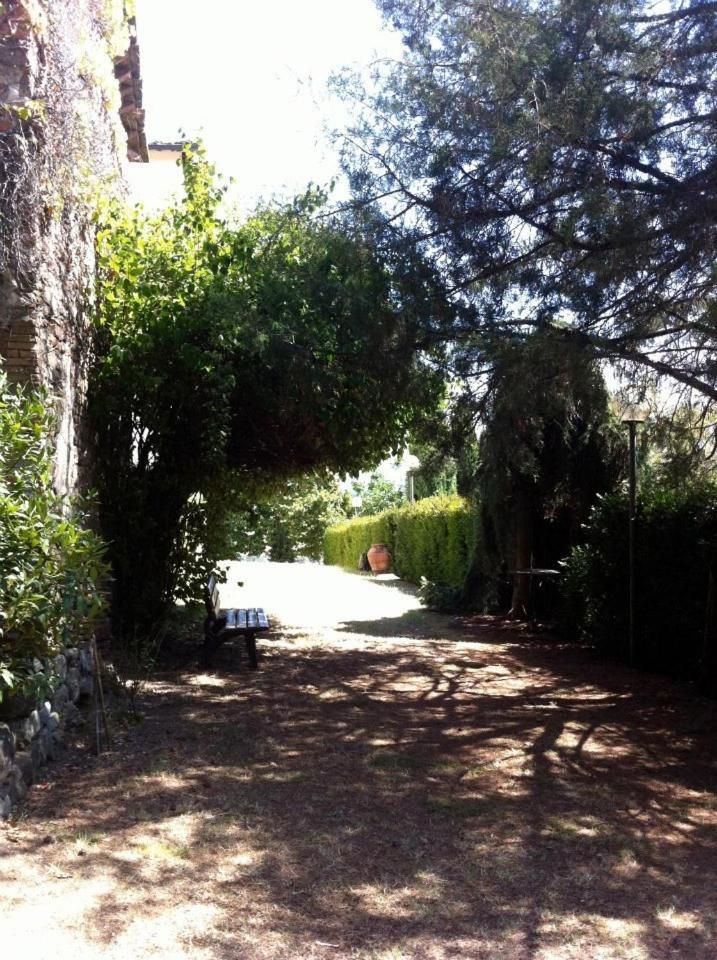 Vila Agriturismo Il Palazzaccio Galliano Exteriér fotografie