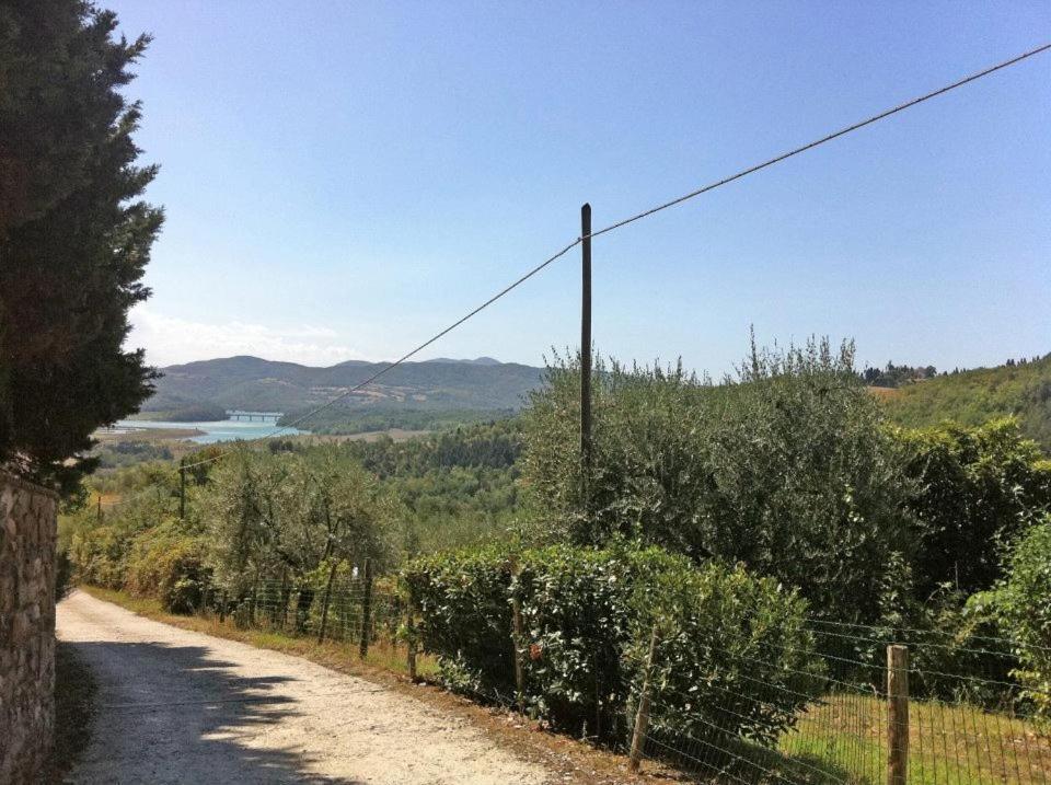 Vila Agriturismo Il Palazzaccio Galliano Exteriér fotografie
