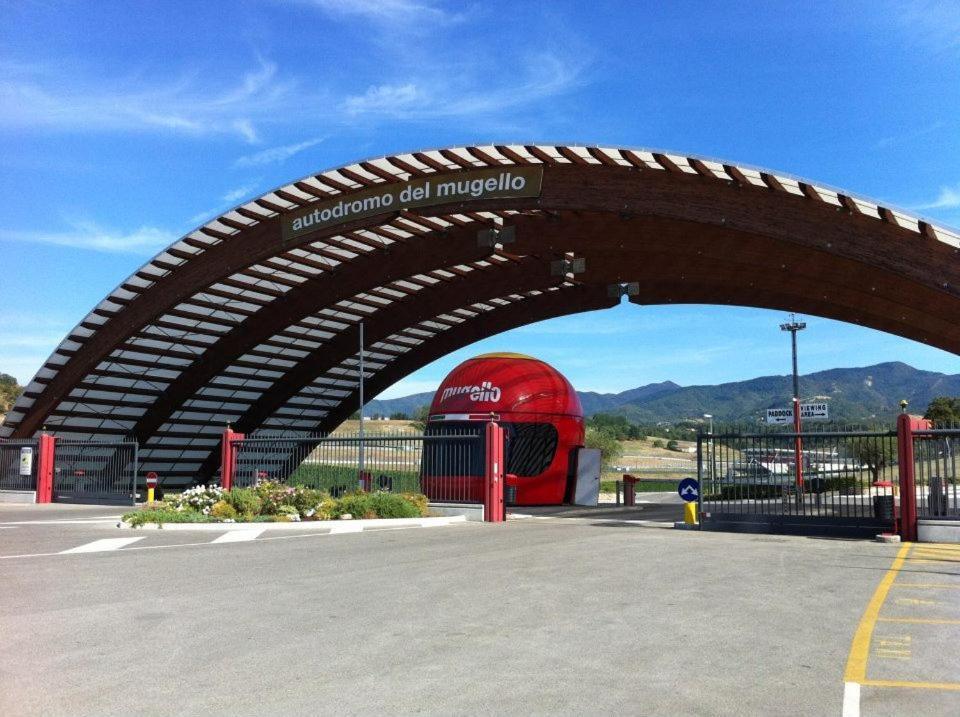 Vila Agriturismo Il Palazzaccio Galliano Exteriér fotografie